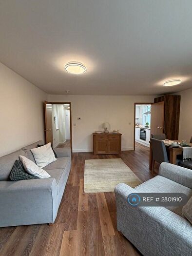 2 Bedroom Flat To Rent In Akenside Road, London, NW3