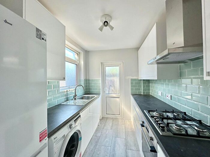 3 Bedroom Property To Rent In Wentworth Crescent, Hayes, UB3