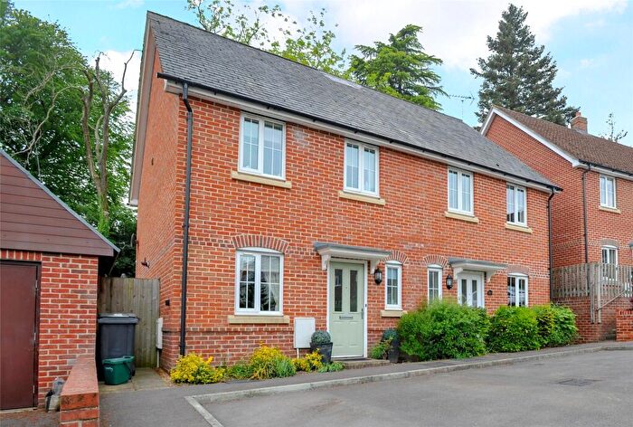 2 Bedroom Semi Detached House For Sale In Meadowlands Drive, Haslemere, Surrey, GU27