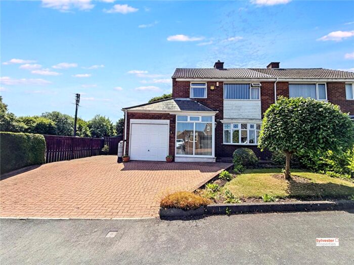 3 Bedroom Semi-Detached House For Sale In Wyndways Drive, Flint Hill, Dipton, DH9