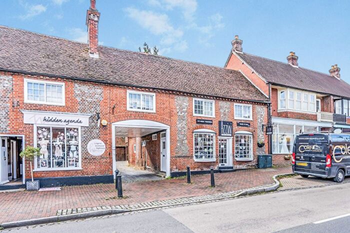2 Bedroom Flat To Rent In Botley, Southampton, SO30