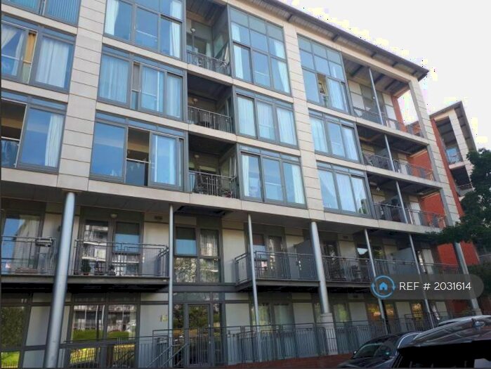 2 Bedroom Flat To Rent In Alfred Knight Way, Birmingham, B15