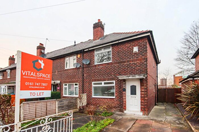 2 Bedroom End Of Terrace House To Rent In Winchester Road, Stretford, Manchester, M32