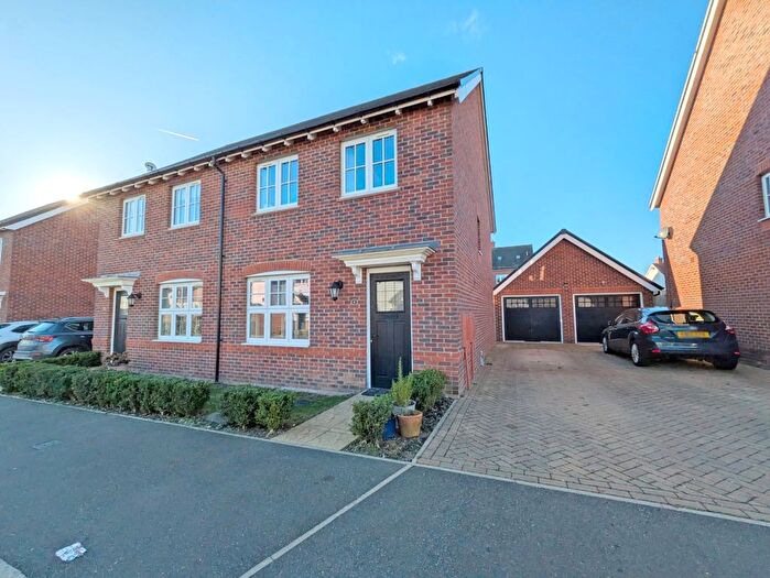 3 Bedroom Semi Detached House For Sale In Butcher Row, Witham, Essex, CM8