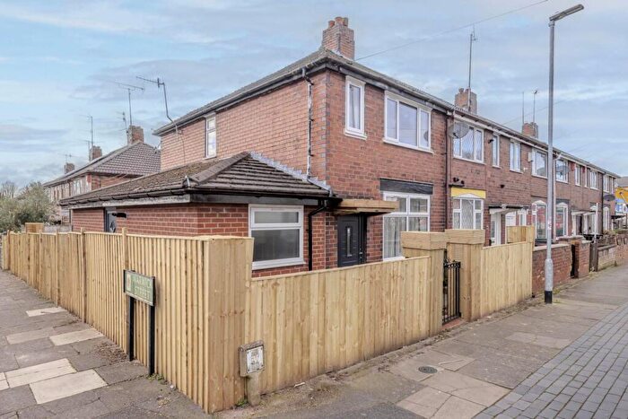 3 Bedroom End Of Terrace House For Sale In Timmis Street, Stoke-On-Trent, ST1