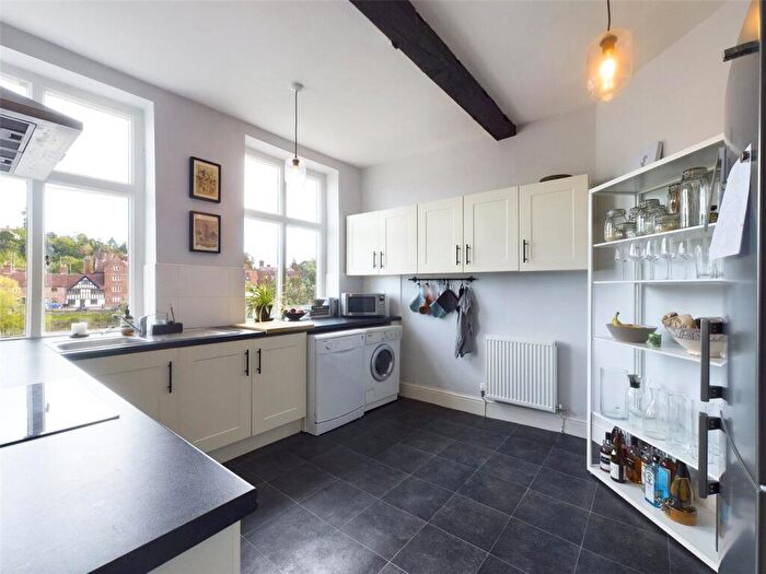 2 Bedroom Apartment To Rent In Severn Side South, Bewdley, DY12