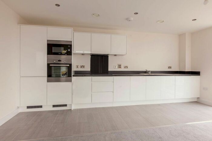 3 Bedroom Flat To Rent In Gayton Road, Harrow, HA1