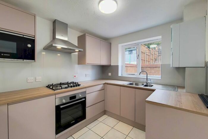 4 Bedroom Semi-Detached House To Rent In Lampeter Close, Kingsbury, London, NW9
