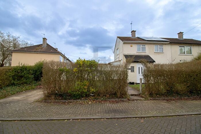 3 Bedroom Semi Detached House For Sale In Abbey Lane, Leicester, LE4