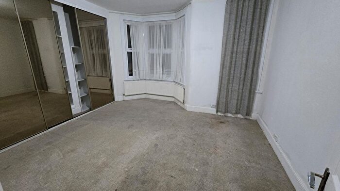 4 Bedroom Terraced House To Rent In Selsdon Road, London, E13