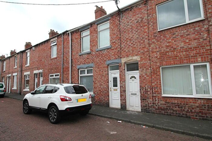 2 Bedroom Terraced House For Sale In Queen Street, Birtley, County Durham, DH3