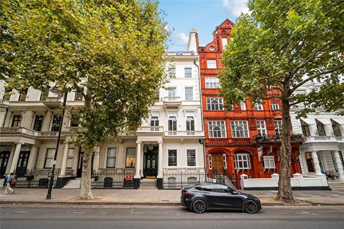 1 Bedroom Flat For Sale In Queen's Gate, London, SW7