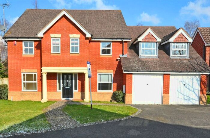 4 Bedroom Detached House To Rent In Grace Gardens, Cheltenham, GL51