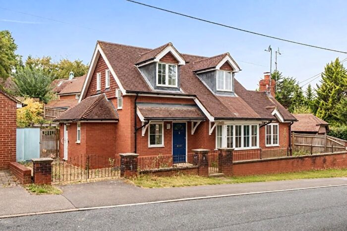 3 Bedroom Detached House For Sale In Copse Road, Hammer, Haslemere, GU27
