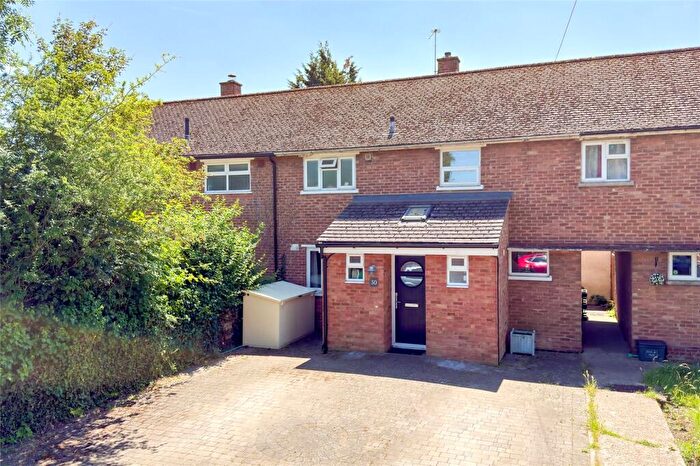 2 Bedroom Terraced House For Sale In Cavan Drive, St. Albans, Hertfordshire, AL3