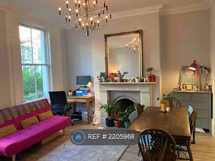 1 Bedroom Flat To Rent In Northchurch Road, London, N1