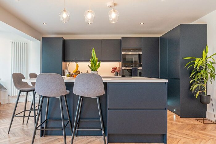 4 Bedroom End Of Terrace House For Sale In Mandeville Road, Shepperton, Surrey, TW17