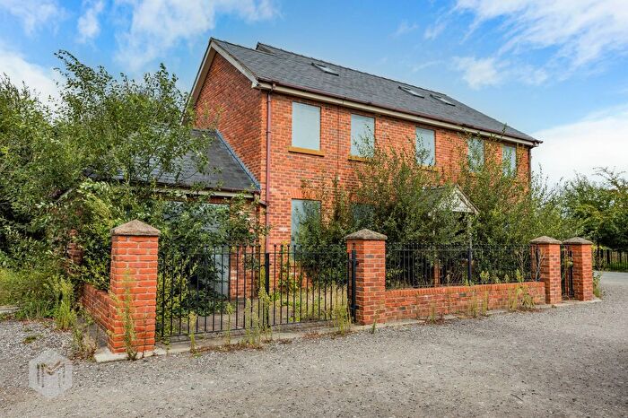 4 Bedroom Detached House For Sale In Weir Lane, Woolston, WA1