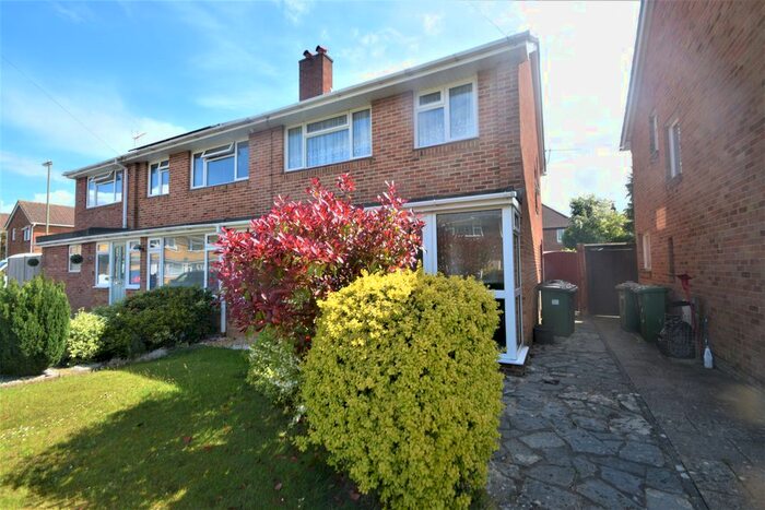 3 Bedroom Semi-Detached House To Rent In Selhurst Way, Fair Oak, Eastleigh, SO50