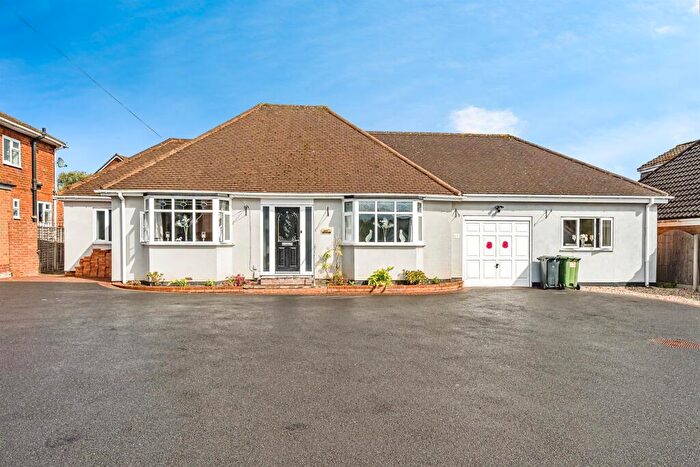 4 Bedroom Detached Bungalow For Sale In The Straits, Dudley, DY3
