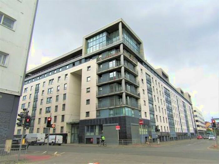 2 Bedroom Flat To Rent In Wallace Street, Glasgow, G5