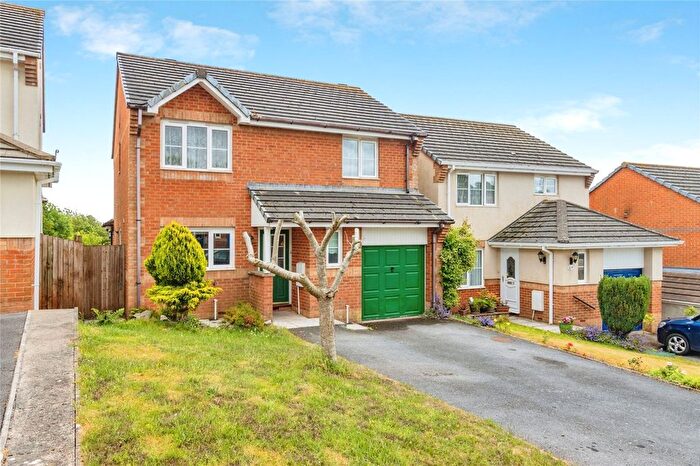 4 Bedroom Detached House For Sale In Lutyens Drive, Paignton, Devon, TQ3