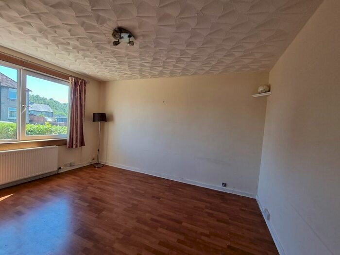3 Bedroom Flat To Rent In Millgate, Winchburgh, Broxburn, EH52