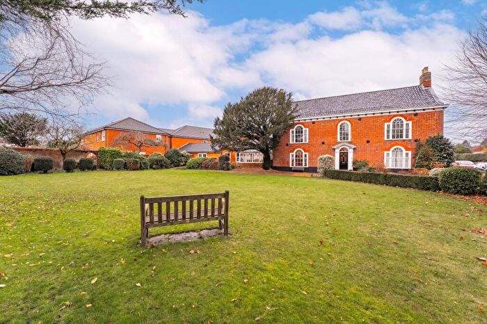 1 Bedroom Flat For Sale In The Street, Acle, NR13