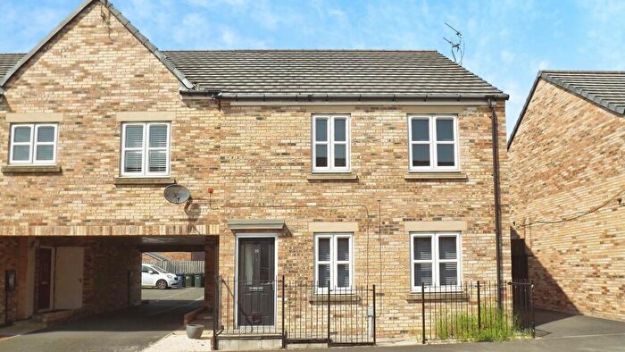2 Bedroom Flat For Sale In Wyedale Way, Newcastle Upon Tyne, NE6