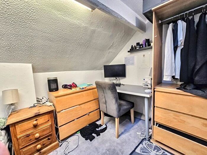 3 Bedroom Terraced House For Sale In Trelawn Avenue, Headingley, Leeds, LS6