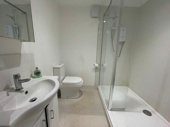 1 Bedroom Flat To Rent In Bedfordwell Road, Eastbourne, BN21