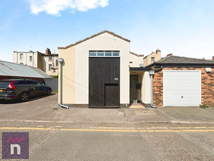 2 Bedroom Mews To Rent In Back Albert Place, Pittville, Cheltenham, GL52