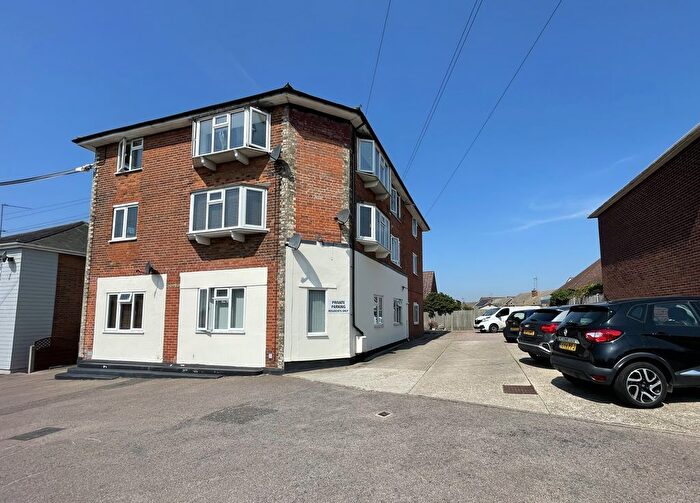1 Bedroom Flat For Sale In Lower Park Road, Brightlingsea, CO7