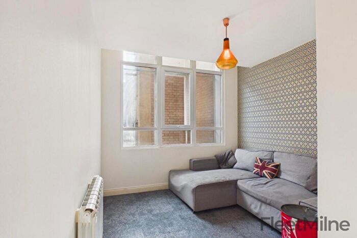 1 Bedroom Apartment To Rent In Devonshire House, Great Charles Street, B3