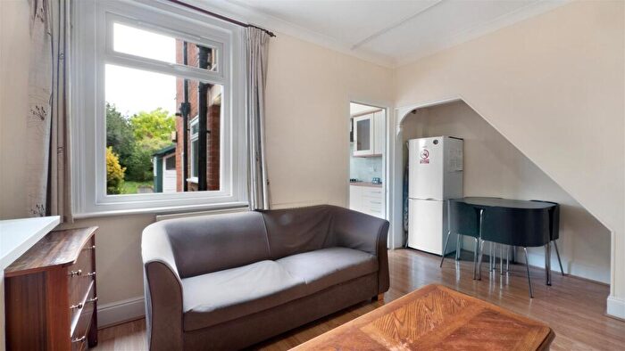 4 Bedroom House To Rent In Gladstone Road, Colchester, CO1