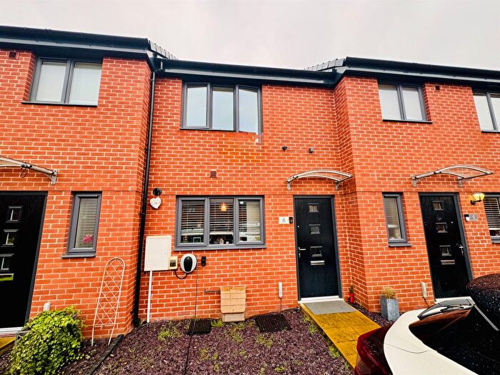 2 Bedroom Terraced House For Sale In Blacksmith Mews, Peterborough, PE4