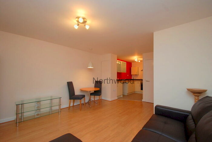 1 Bedroom Flat To Rent In Telegraph Lane East, Norwich, NR1