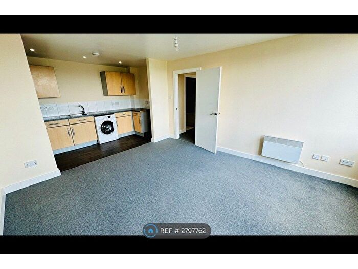 2 Bedroom Flat To Rent In The Apex, Peterborough, PE2