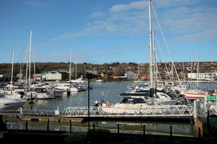 2 Bedroom Flat To Rent In Cavalier Quay, East Cowes PO32