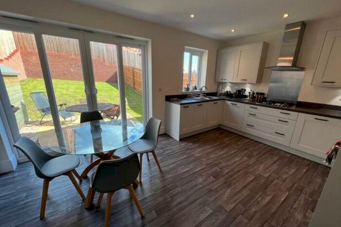 3 Bedroom Terraced House To Rent In Stryd Sils Ap Sion Cardiff, CF15