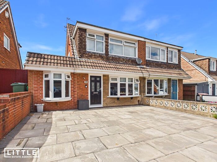3 Bedroom Semi-Detached House For Sale In Grayston Avenue, St. Helens, WA9