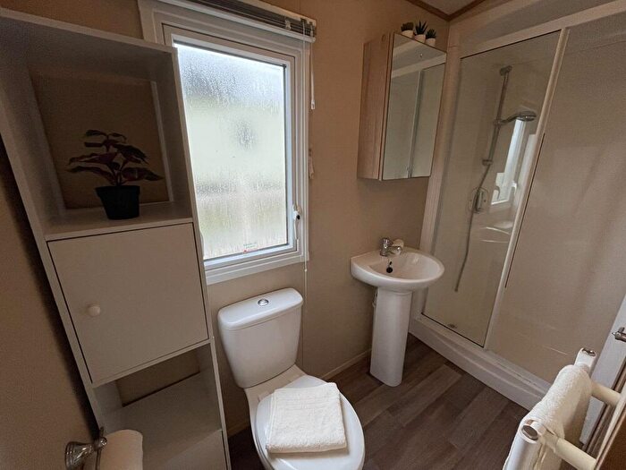 2 Bedroom Caravan For Sale In Trefach Holiday Park, SA66
