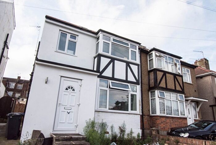 Studio To Rent In Chartley Avenue, London, NW2