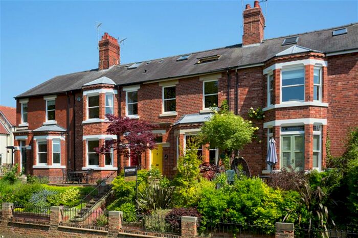 4 Bedroom Property To Rent In Lastingham Terrace, York, YO10