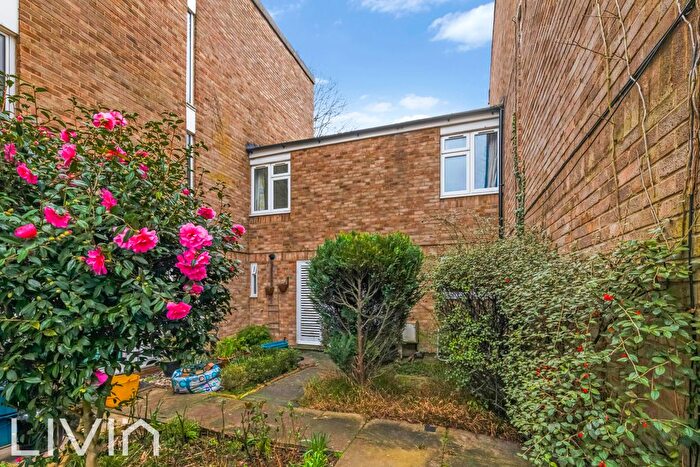 Property To Rent In St. Clairs Road, Croydon, Surrey, CR0