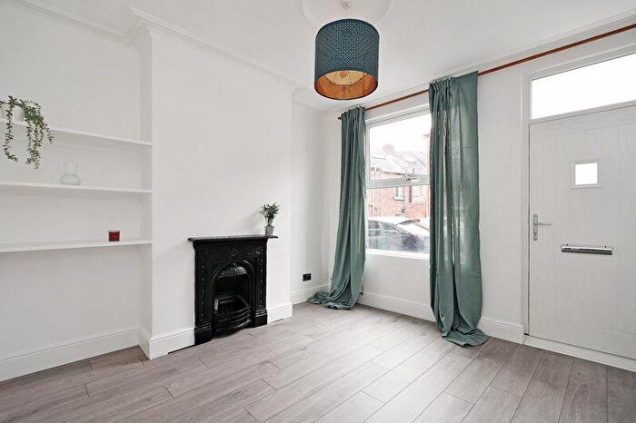 2 Bedroom Terraced House To Rent In Thirlmere Road, Sheffield, S8