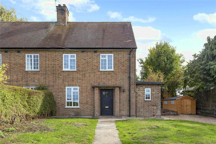 3 Bedroom Semi-Detached House To Rent In Elsfield, Oxford, Oxfordshire, OX3