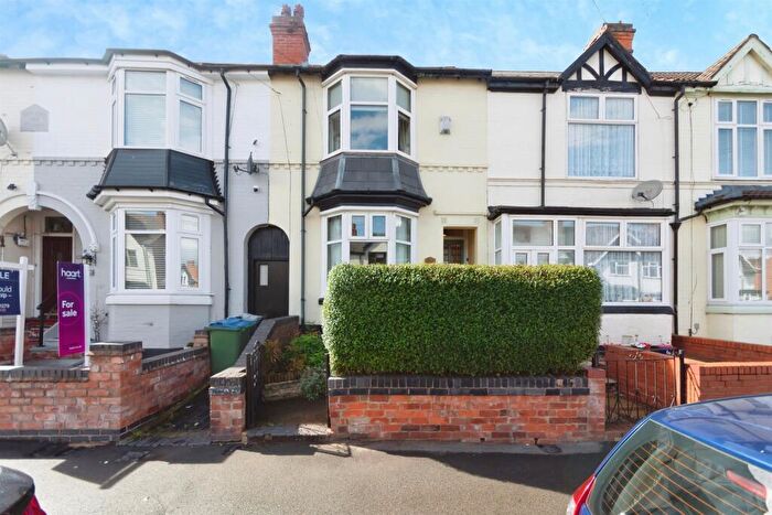 3 Bedroom Terraced House For Sale In Park Road, Smethwick, B67