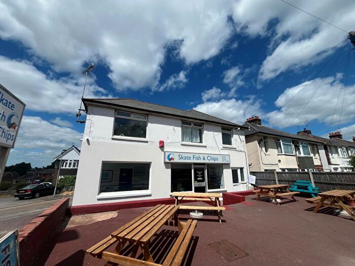 2 Bedroom Flat To Rent In A Ringwood Road, Parkstone, BH14