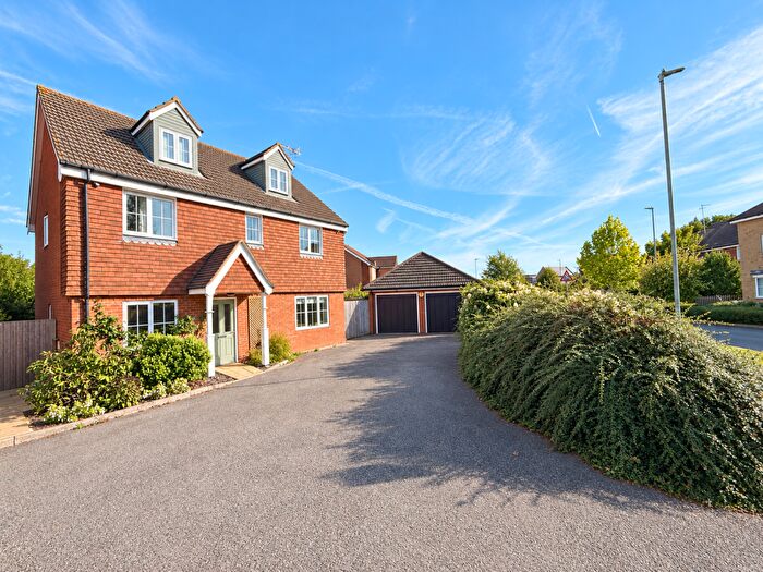 5 Bedroom Detached House For Sale In Homersham, Canterbury, CT1